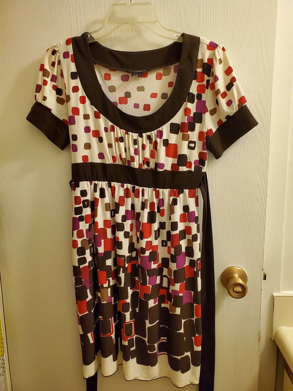 Geometric Square Print Short Sleeve Dress in Cream, Red & Purple